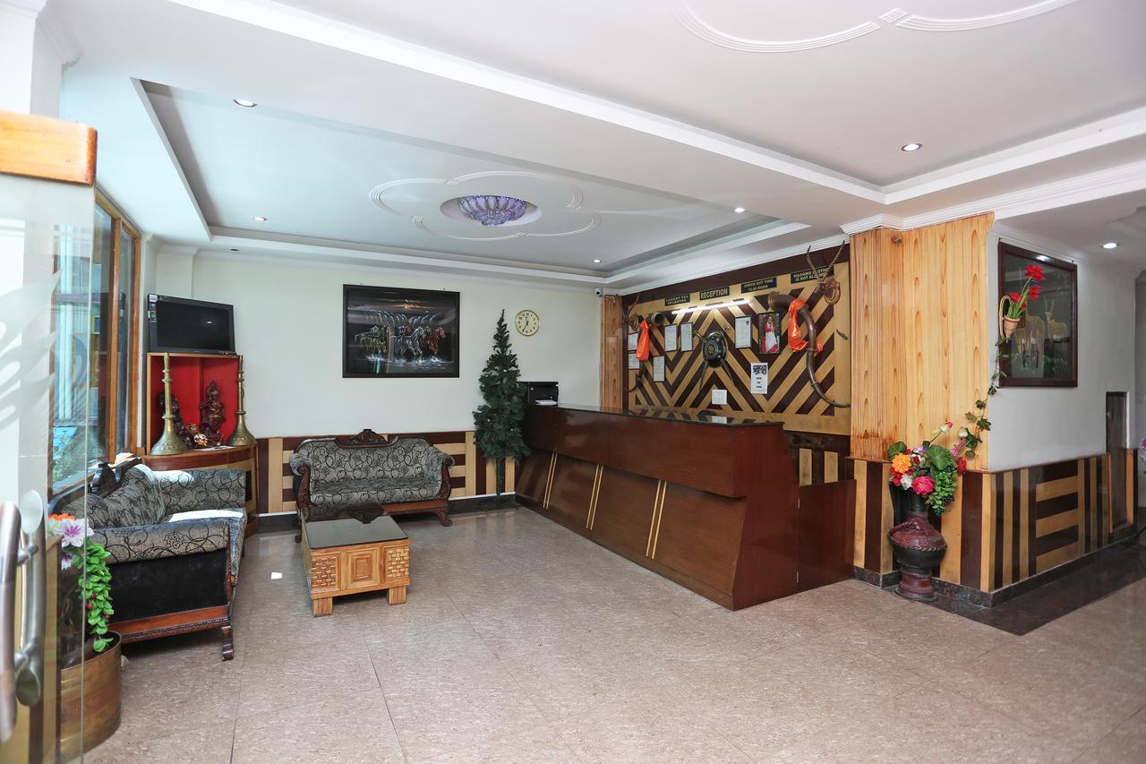 Oyo 9684 Hotel Rudra Palace 마날리 외부 사진