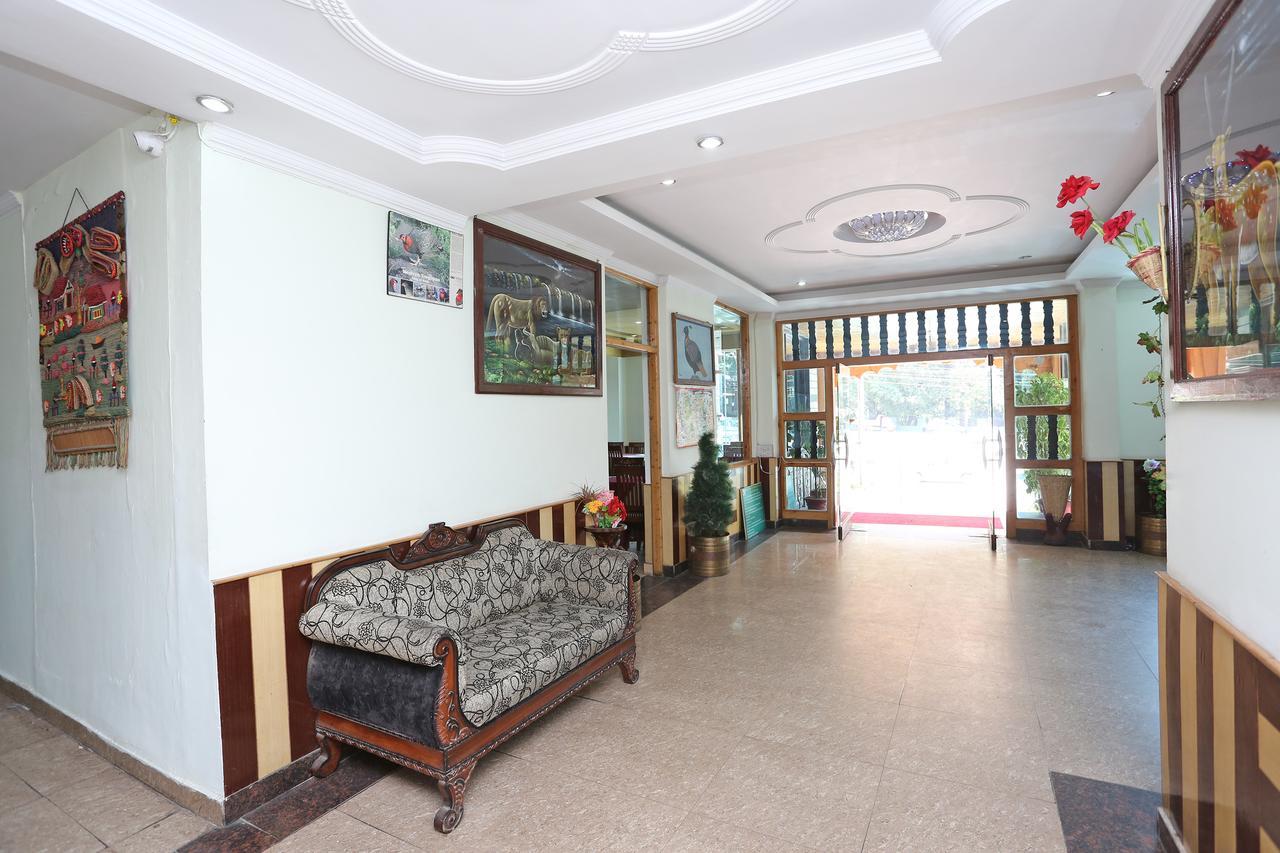 Oyo 9684 Hotel Rudra Palace 마날리 외부 사진