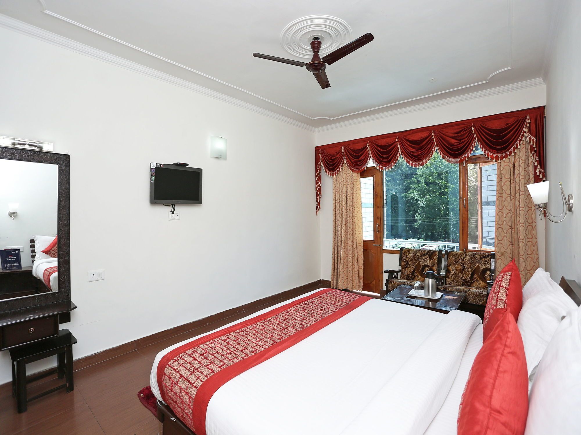 Oyo 9684 Hotel Rudra Palace 마날리 외부 사진