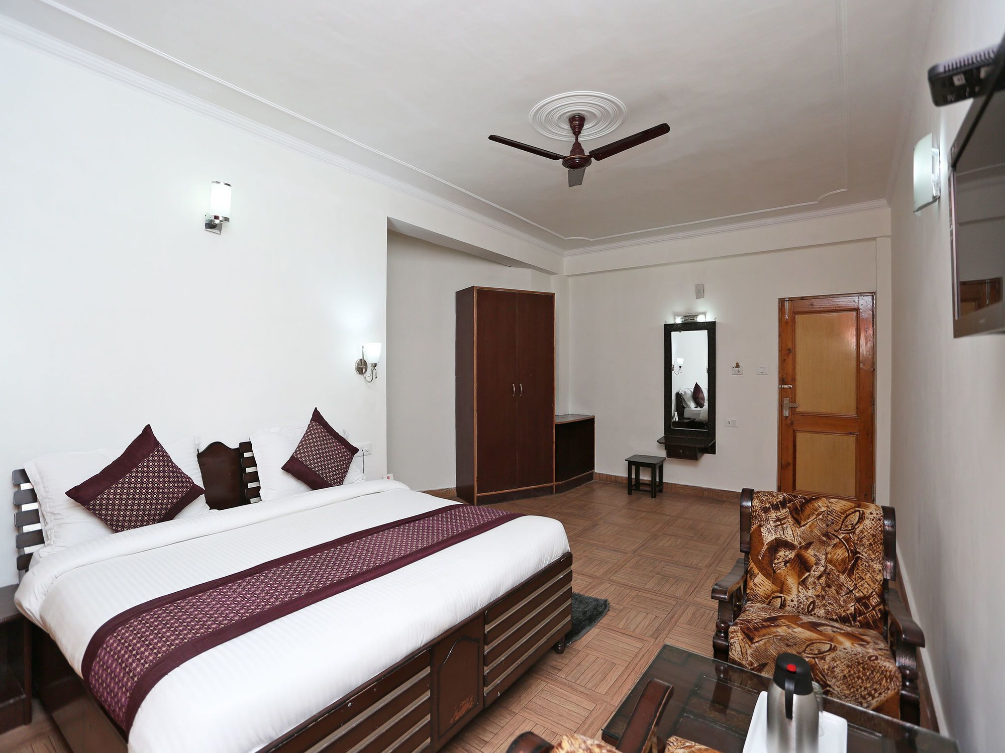 Oyo 9684 Hotel Rudra Palace 마날리 외부 사진