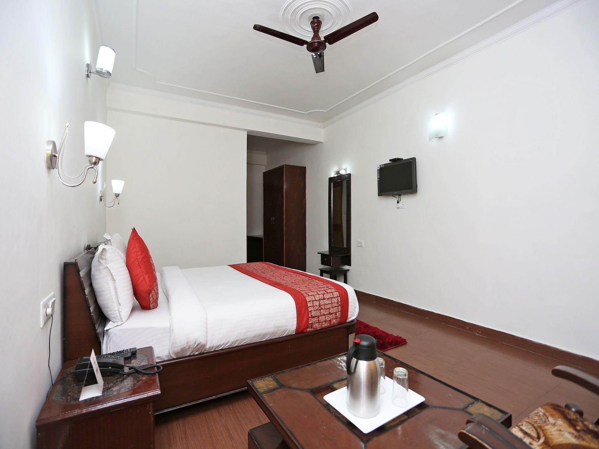 Oyo 9684 Hotel Rudra Palace 마날리 외부 사진